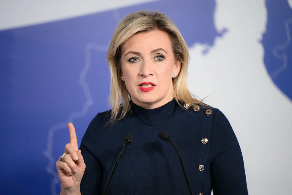 "Aİ rəsmiləri Qrenlandiyadan İrandakı vəziyyətə keçiblər" - Zaxarova