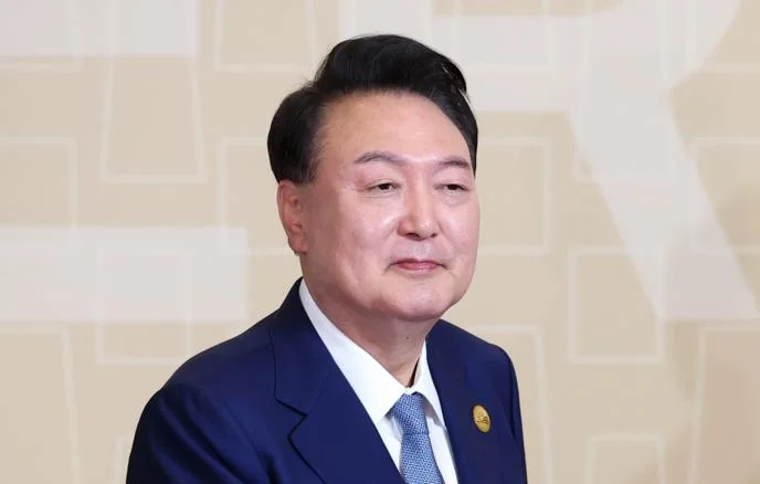 Cənubi Koreya prokurorları Yun Sok-yul üçün edam cəzası tələb edir