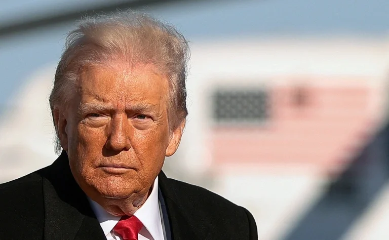 Tramp ABŞ vətəndaşlarını və müttəfiqləri İranı dərhal tərk etməyə çağırıb