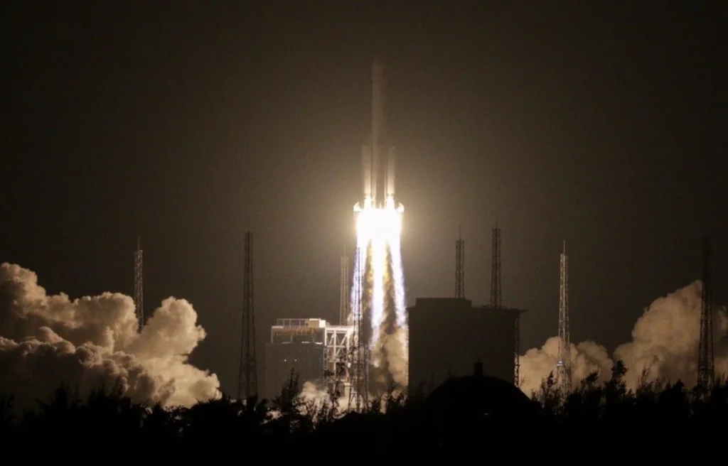 Çin 2025-ci ildə 92 kosmik buraxılış həyata keçirib