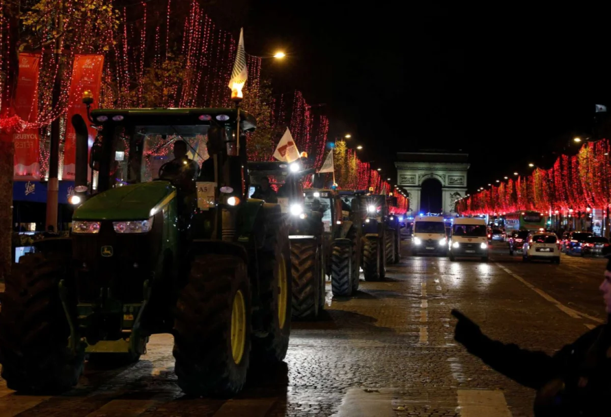 Fransada fermerlər Parisin mərkəzində etiraz aksiyası keçirir