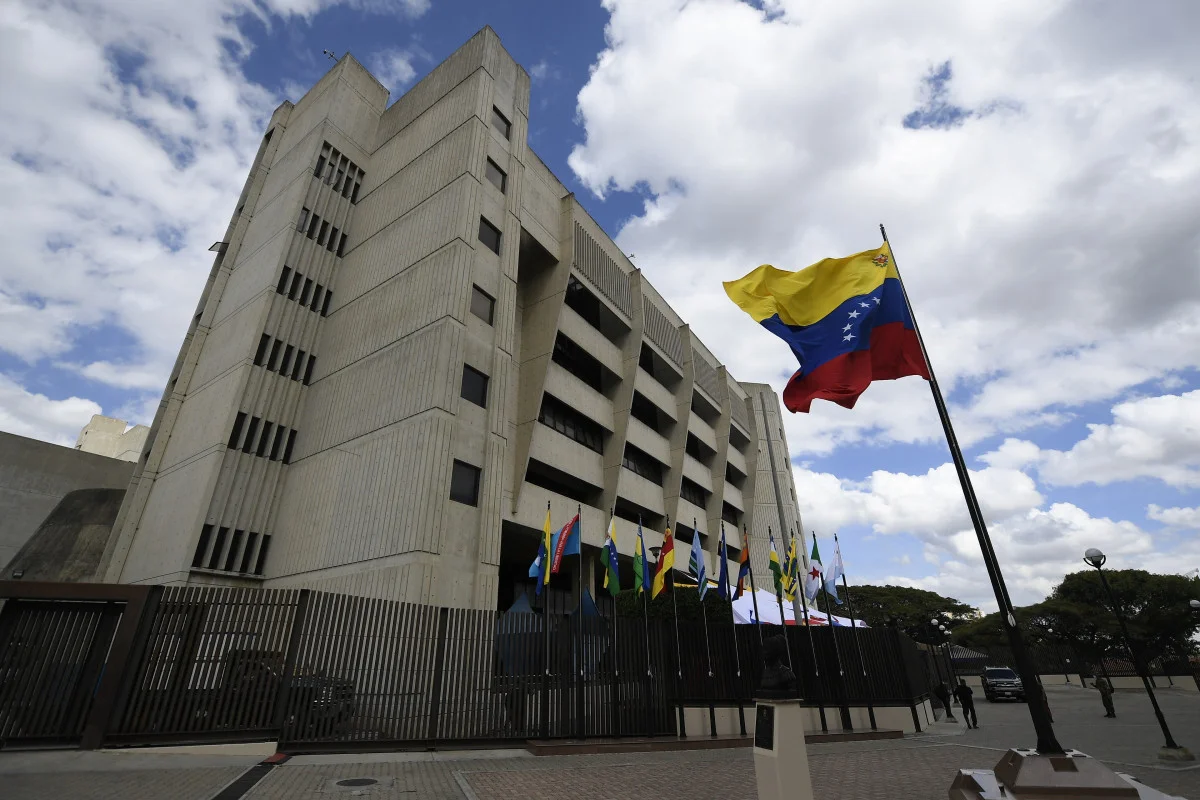 Venesuela hakimiyyəti Maduronun azad olunması üçün xüsusi komissiya yaradıb