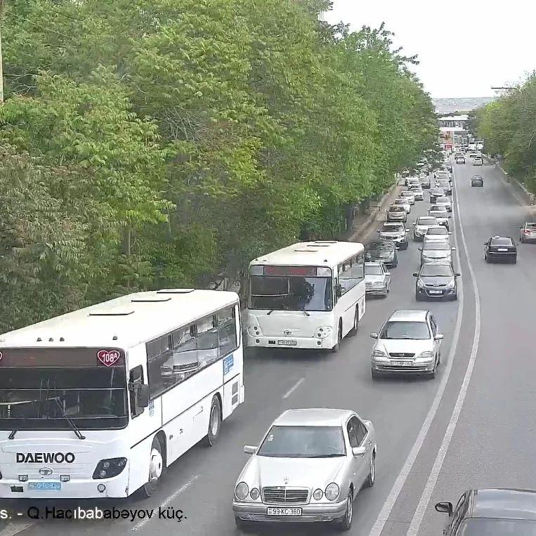 Bakıda bir sıra yollarda tıxac var