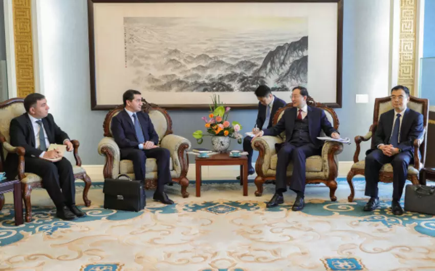 Hikmət Hacıyev: Azərbaycan Çinlə əlaqələrin inkişafına böyük önəm verir