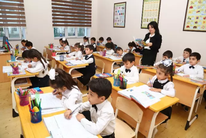 Məktəblərdə 5 gün dərs olmayacaq