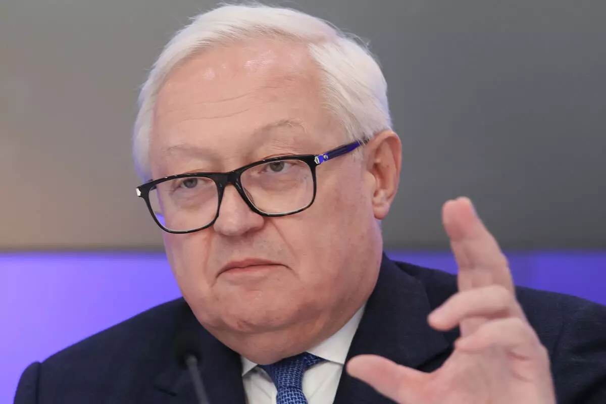 Rusiya İranın nüvə infrastrukturuna hücumlara qarşı xəbərdarlıq edib