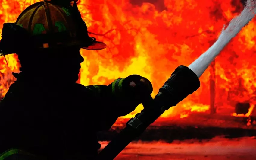 Rusiyanın Krasnodar vilayətində evdə yanğın olub, 3 uşaq ölüb