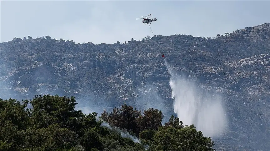 Yunanıstanda baş verən meşə yanğınları həyəcan vəziyyətini alıb