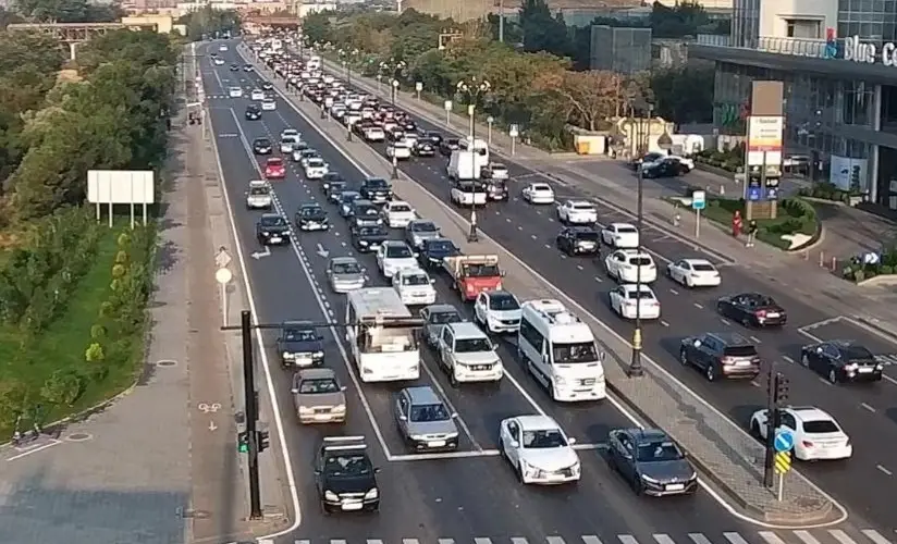 Bakıda bu yollarda sıxlıq var - SİYAHI