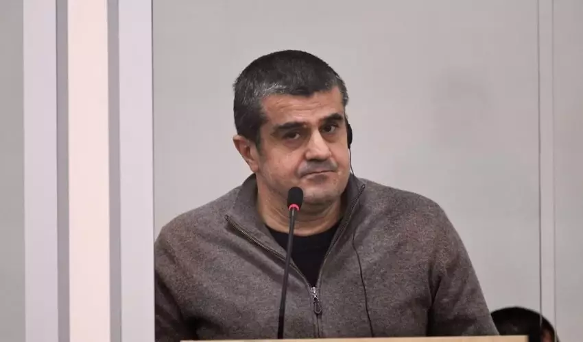 Arayik Gəncənin bombalanmasından danışdı