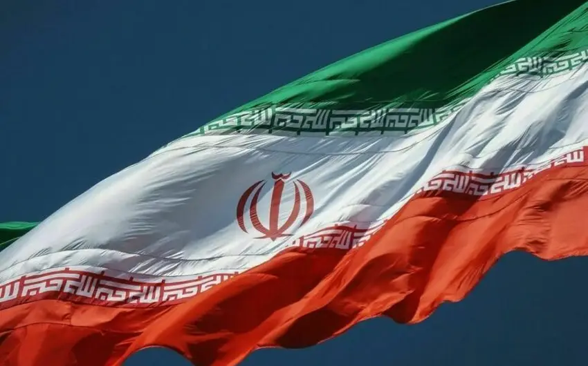 İran Nüvə Silahlarının Yayılmaması haqqında Müqavilədən çıxmaqla hədələyib