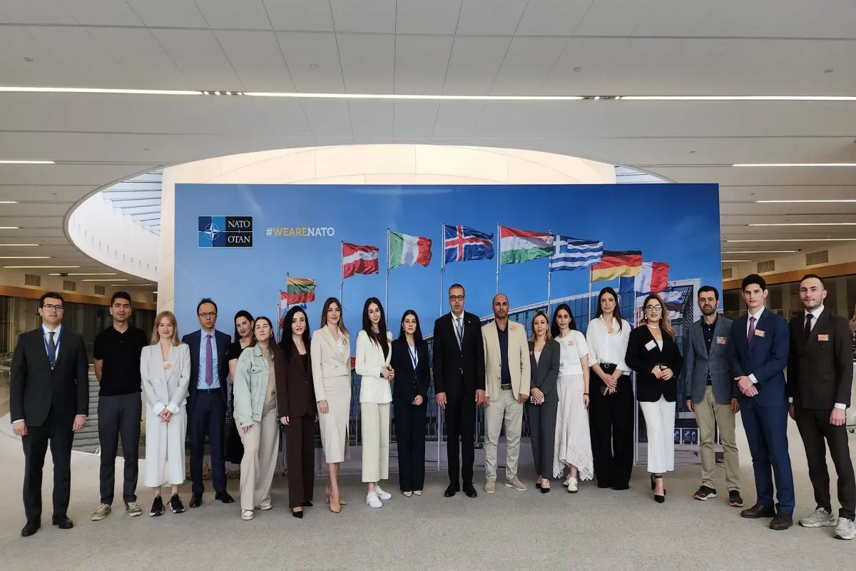 Azərbaycanın bir qrup media nümayəndəsi NATO-nun Baş qərargahını ziyarət edib - YENİLƏNİB