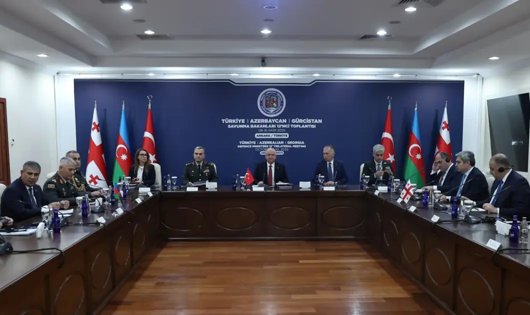 Ankarada müdafiə nazirlərinin üçtərəfli görüşü keçirilib