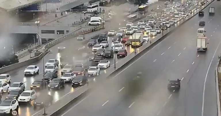 Bakıda bu yollarda sıxlıq var - SİYAHI