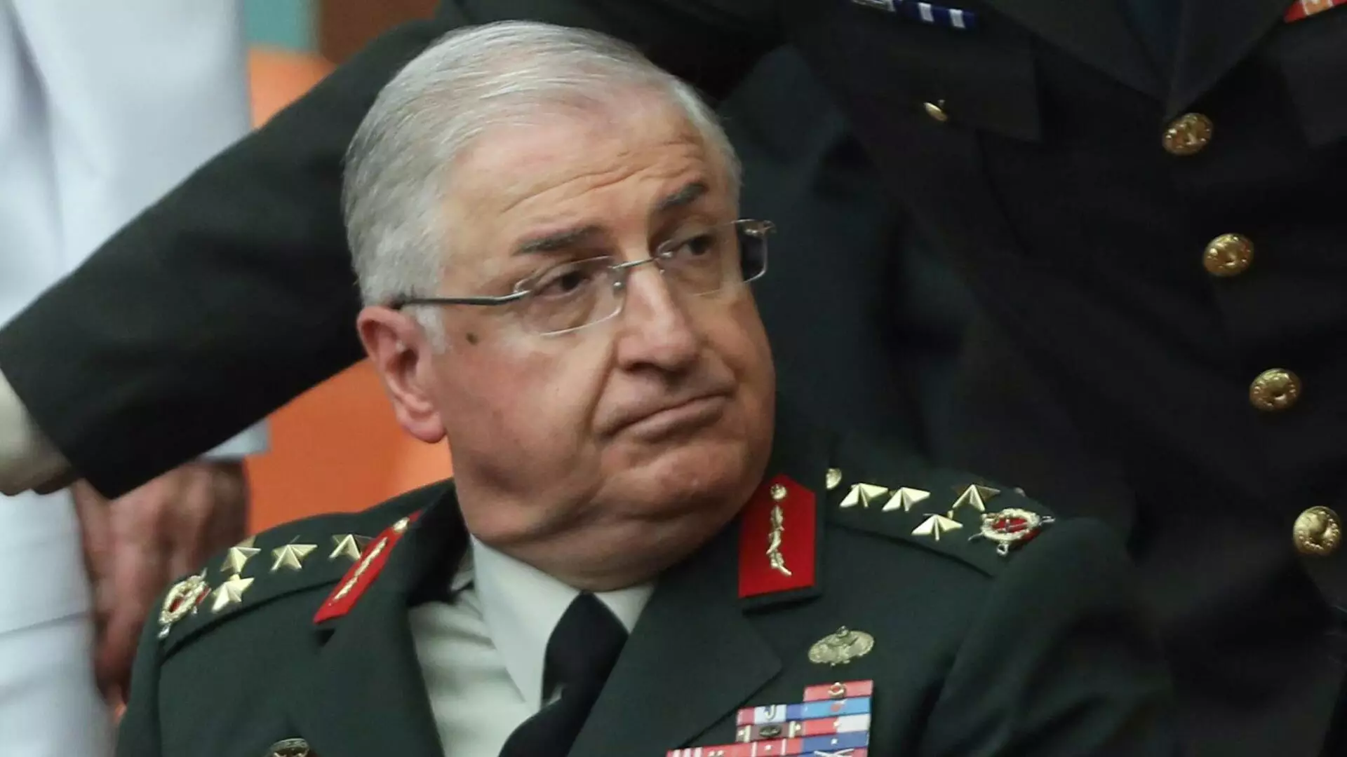 Milli Müdafiə Naziri: Türkiyə hərbi əməliyyat üçün icazə istəməyəcək