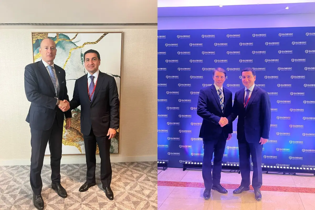 Hikmət Hacıyev Jiri Kozak ilə görüşüb