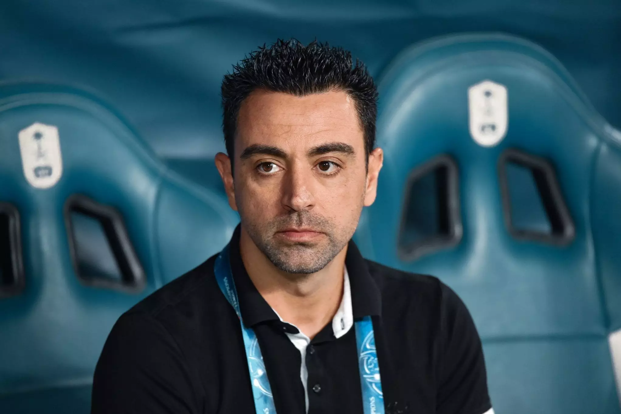 Xavi "Barselona"da qalır