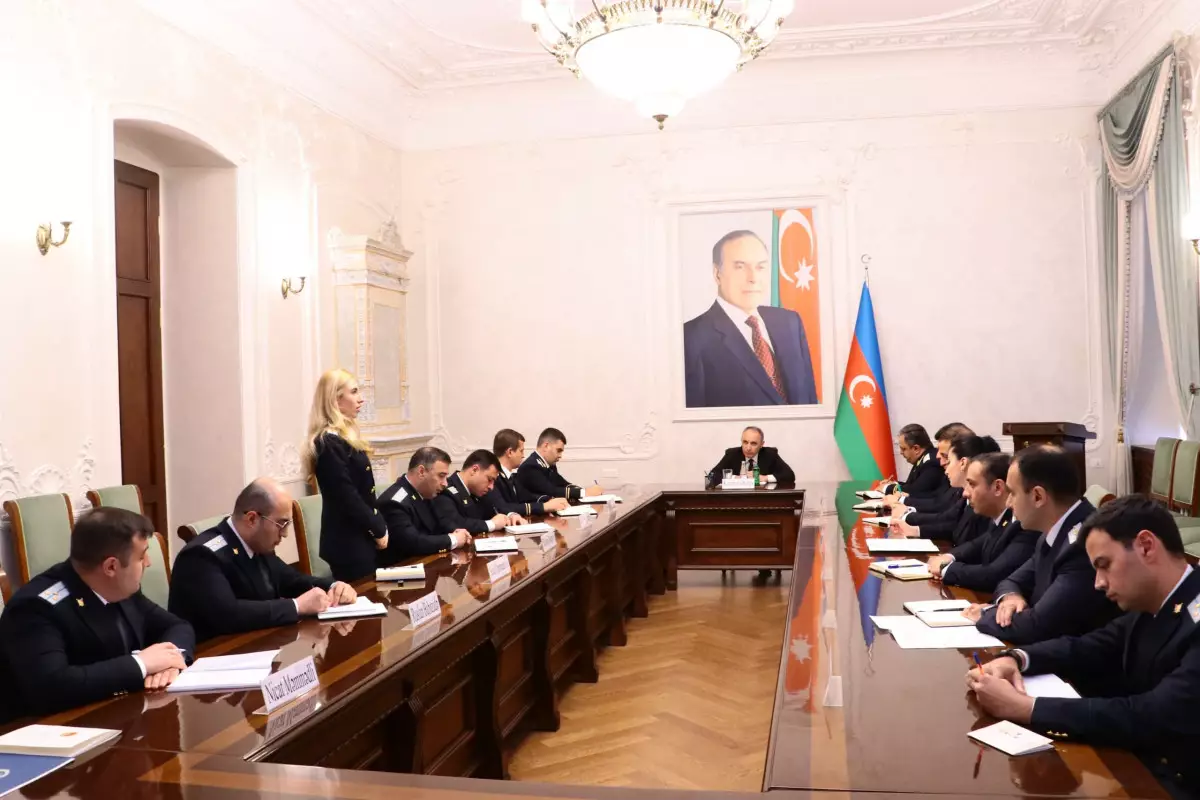 Baş prokuror Çində səfərdə olan nümayəndə heyəti ilə görüşüb