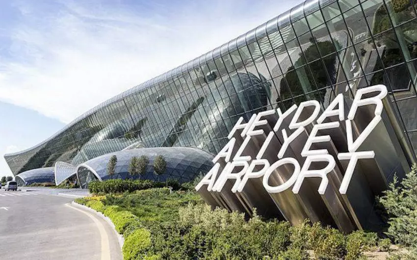 Heydər Əliyev Beynəlxalq Aeroportunda musiqili fleşmob keçirilib