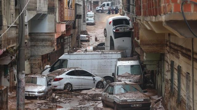 Türkiyədə sel nəticəsində ölənlərin sayı 16-ya çatıb