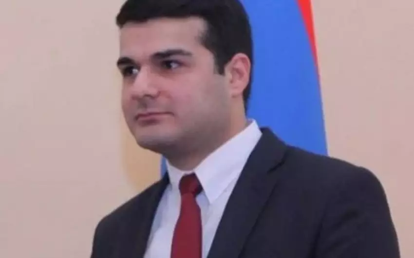 Ermənistanın baş naziri protokola cavabdeh olan şəxsi işdən çıxarıb