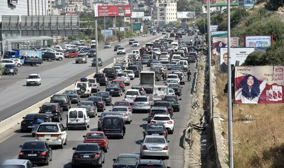 Livanın cənubunda 90 mindən çox insan evlərini tərk edib