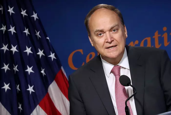 "Ukrayna hərbi yardımlardan mülki şəxslərə qarşı istifadə edir" - Səfir