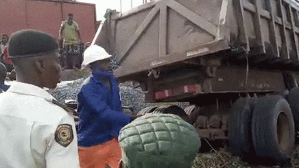 Nigeriyada yük maşını qəzaya səbəb olub, ölənlər var