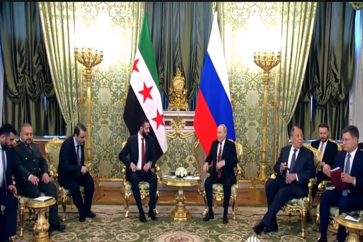 Putinlə Əhməd əl-Şaraa arasında görüş keçirilir