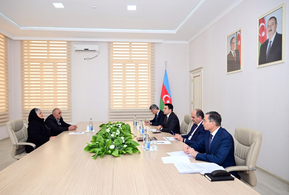 Mədəniyyət naziri Ağdamda vətəndaşlarla görüşüb