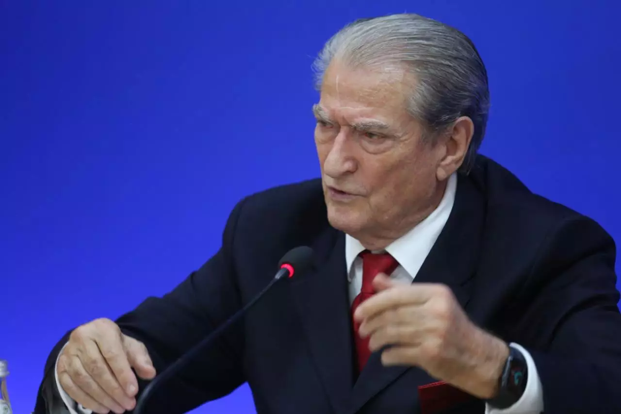 Sali Berişanın toxunulmazlığı ləğv edilib