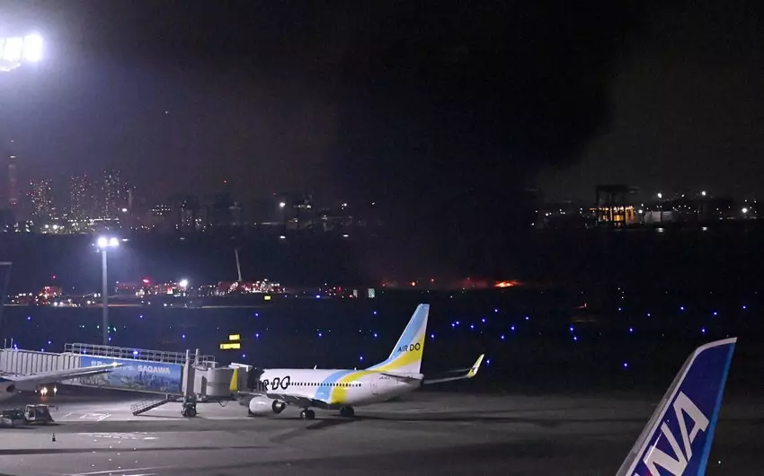 Yaponiyada hava limanındakı qəzadan sonra 150-dən çox reys təxirə salınıb