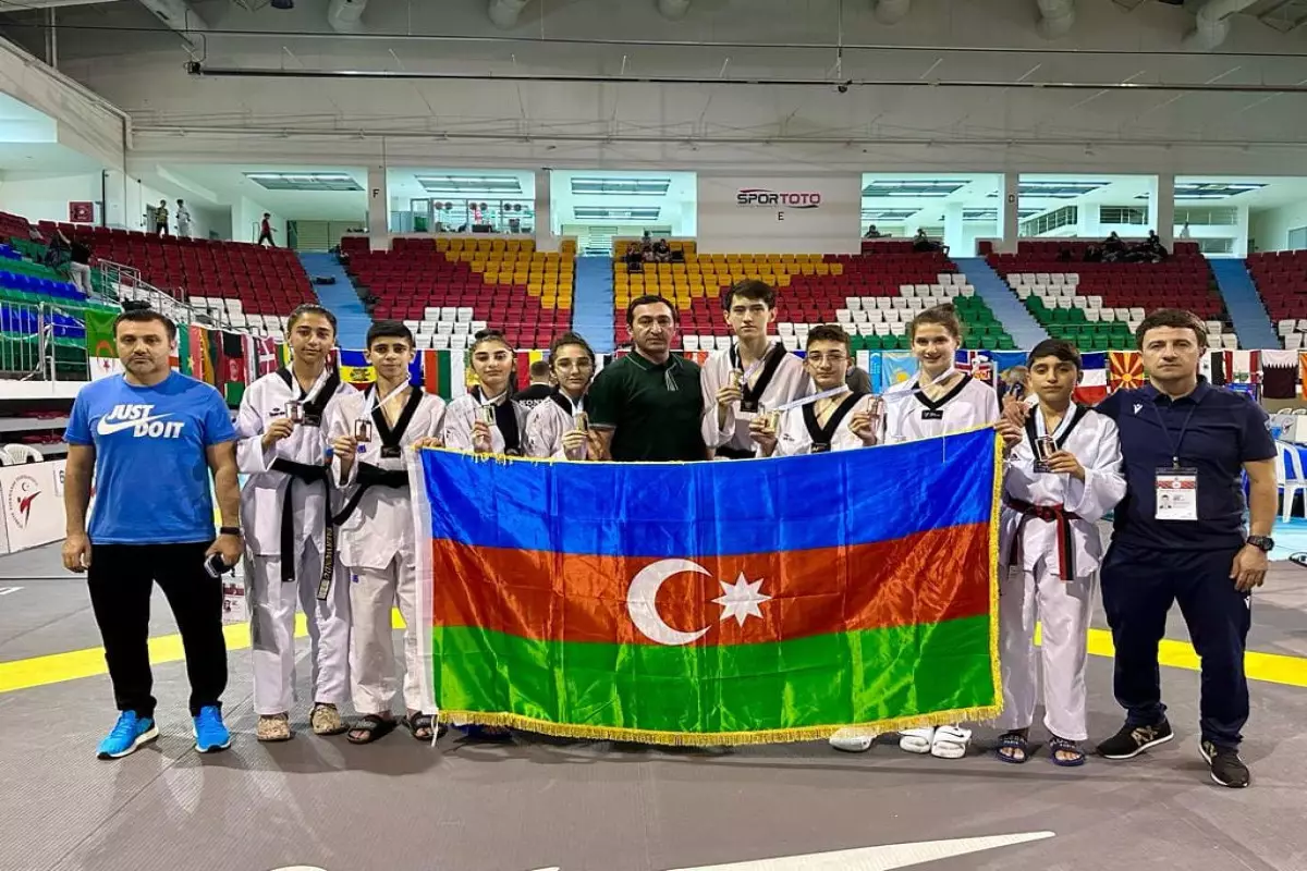 Azərbaycan taekvondoçuları Türkiyədə 8 medal qazanıb