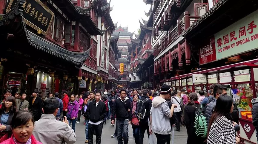 Çin vətəndaşlarına ABŞ-yə səyahət xəbərdarlığı edir