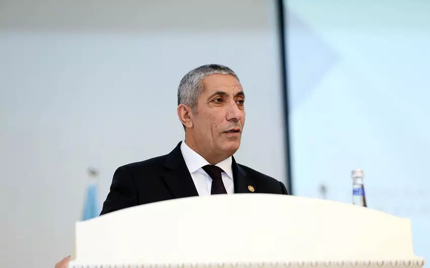 Siyavuş Novruzov: “Saytlar vasitəsilə Azərbaycandakı hərbçilərə müraciətlər daxil olur”