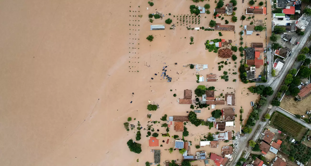 Yunanıstanda daşqın nəticəsində ölənlərin sayı artıb