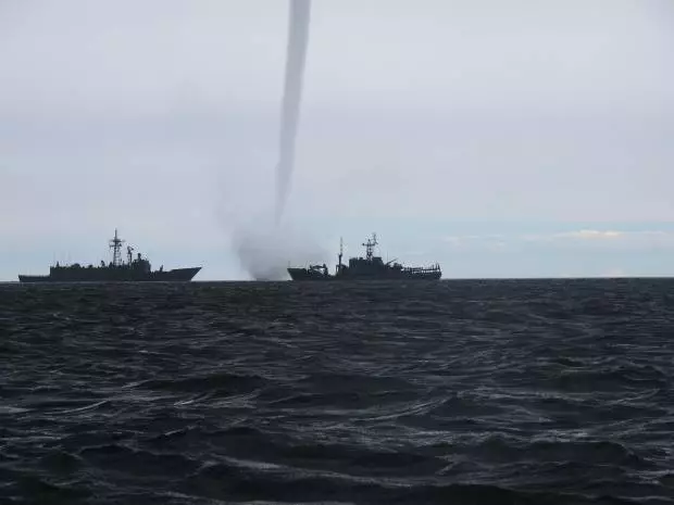 Ukraynanın tank-desant gəmisi vurulub