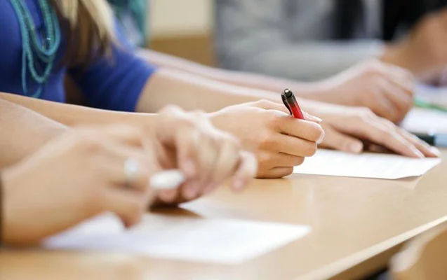 Bakalavrlar üçün qəbul imtahanına sənəd qəbulu bu gün başa çatır