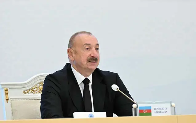 İlham Əliyevə “Axaltəkə” atı hədiyyə edilib - YENİLƏNİB