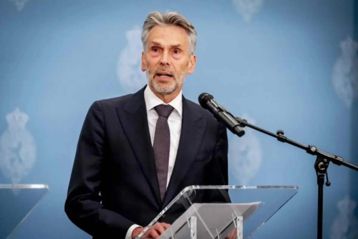 Niderlandın Baş naziri Ukraynaya gedib