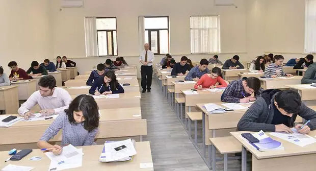 Martın 12-də keçirilən buraxılış imtahanında 4 nəfər yüksək bal toplayıb