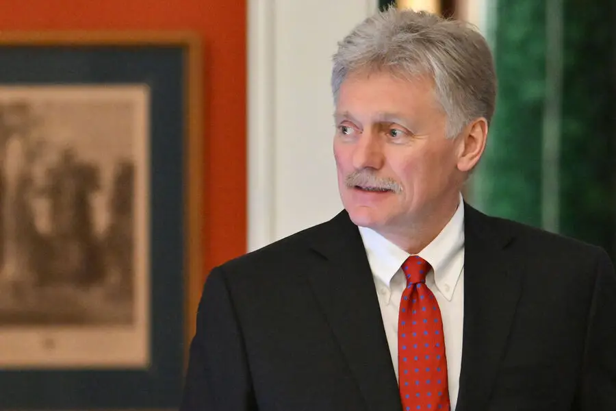 Peskov NATO-nu Putinin mövqeyini dinləməyə çağırıb