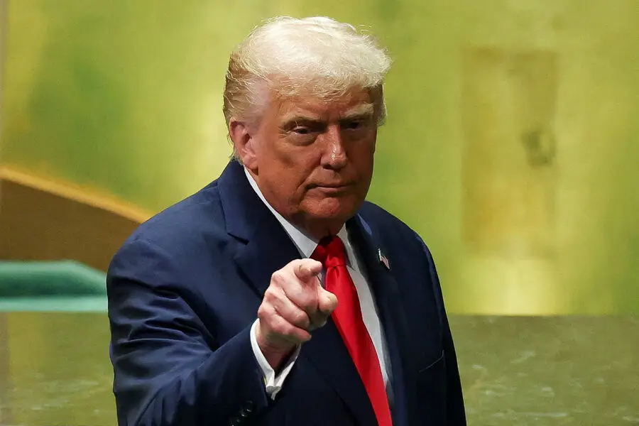 Tramp Koreya münaqişəsini həll edəcəyinə söz verdi