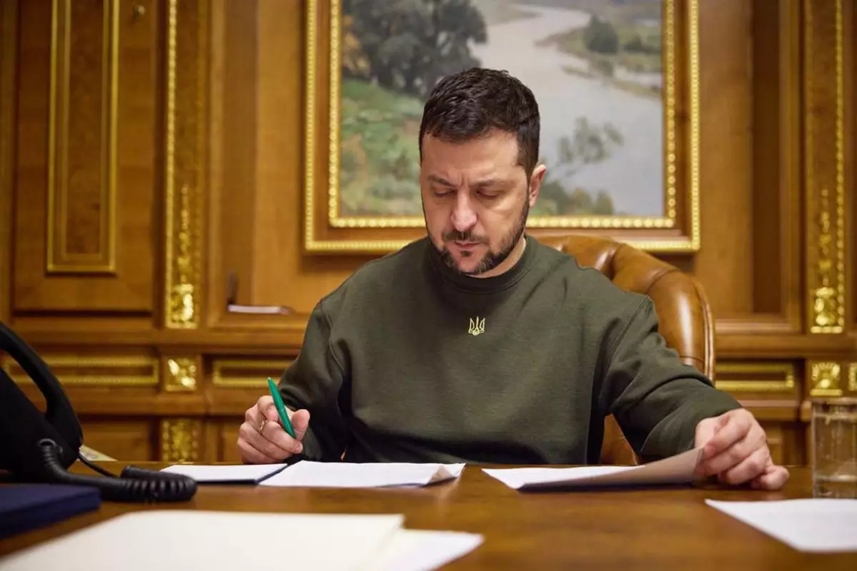 Ukraynada hərbi vəziyyətin müddəti əlavə 90 gün uzadılıb