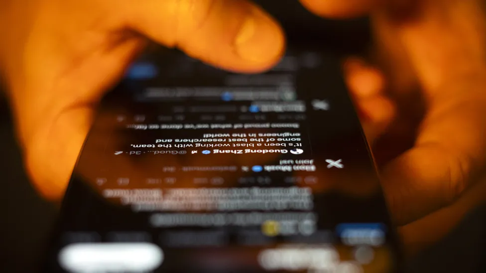 "X "qlobal fasilələrlə üzləşir