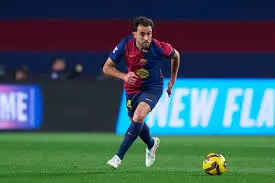 "Barselona"nın müdafiəçisi ilə dörd klub maraqlanır