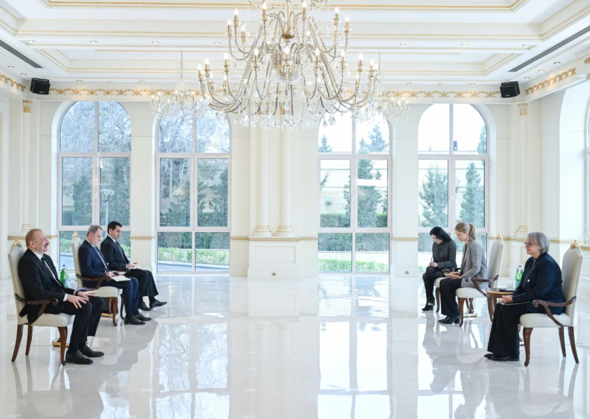 Avstraliya səfiri etimadnaməsini İlham Əliyevə təqdim etdi