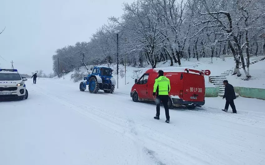 Yol polisi qarın yarada biləcəyi​ fəsadlarla bağlı xəbərdarlıq edib