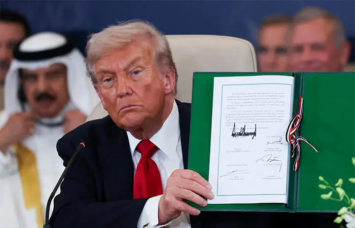 Tramp: “Qəzza atəşkəsi Yaxın Şərqdə sülhün başlanğıcı olmalıdır”