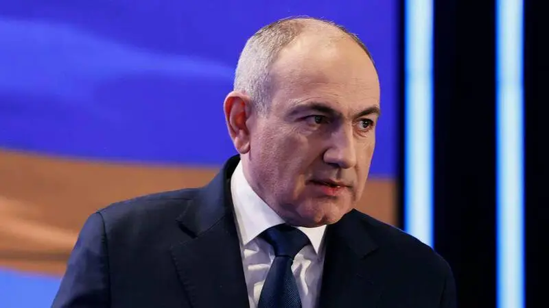 Paşinyan: Rusiya Azərbaycan üzərindən Ermənistana yük daşıya bilər